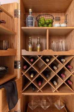 KARE Design Baarit*Bar Venezia Baarikaappi, Kermanvärinen