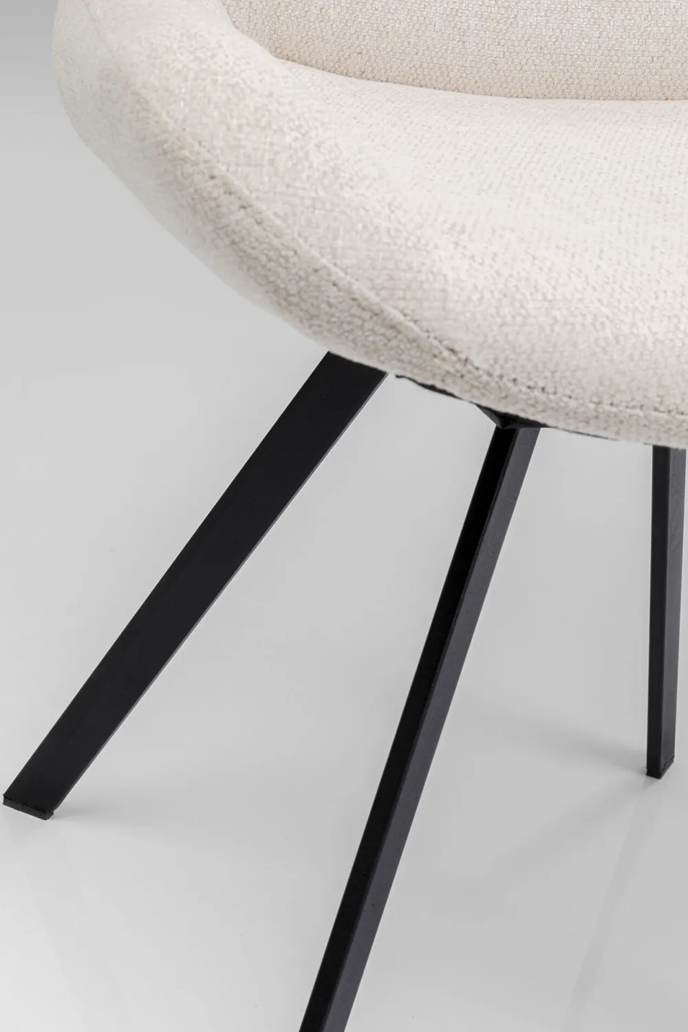 KARE Design Tuolit*Baron Pyörivä Tuoli Kermanvärinen