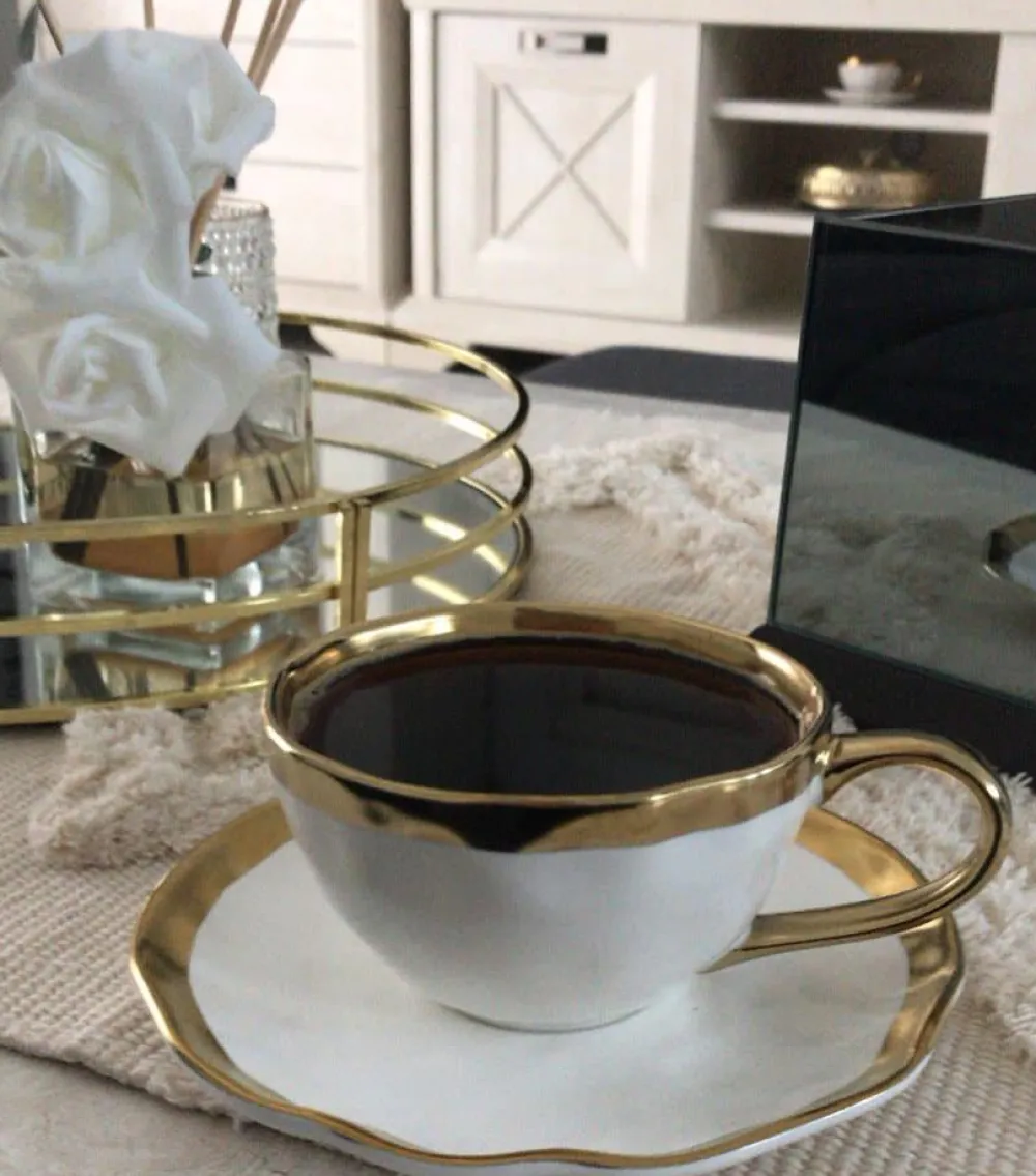 KARE Design Kupit*Bell Kahvikuppi+lautanen (2/osaa)