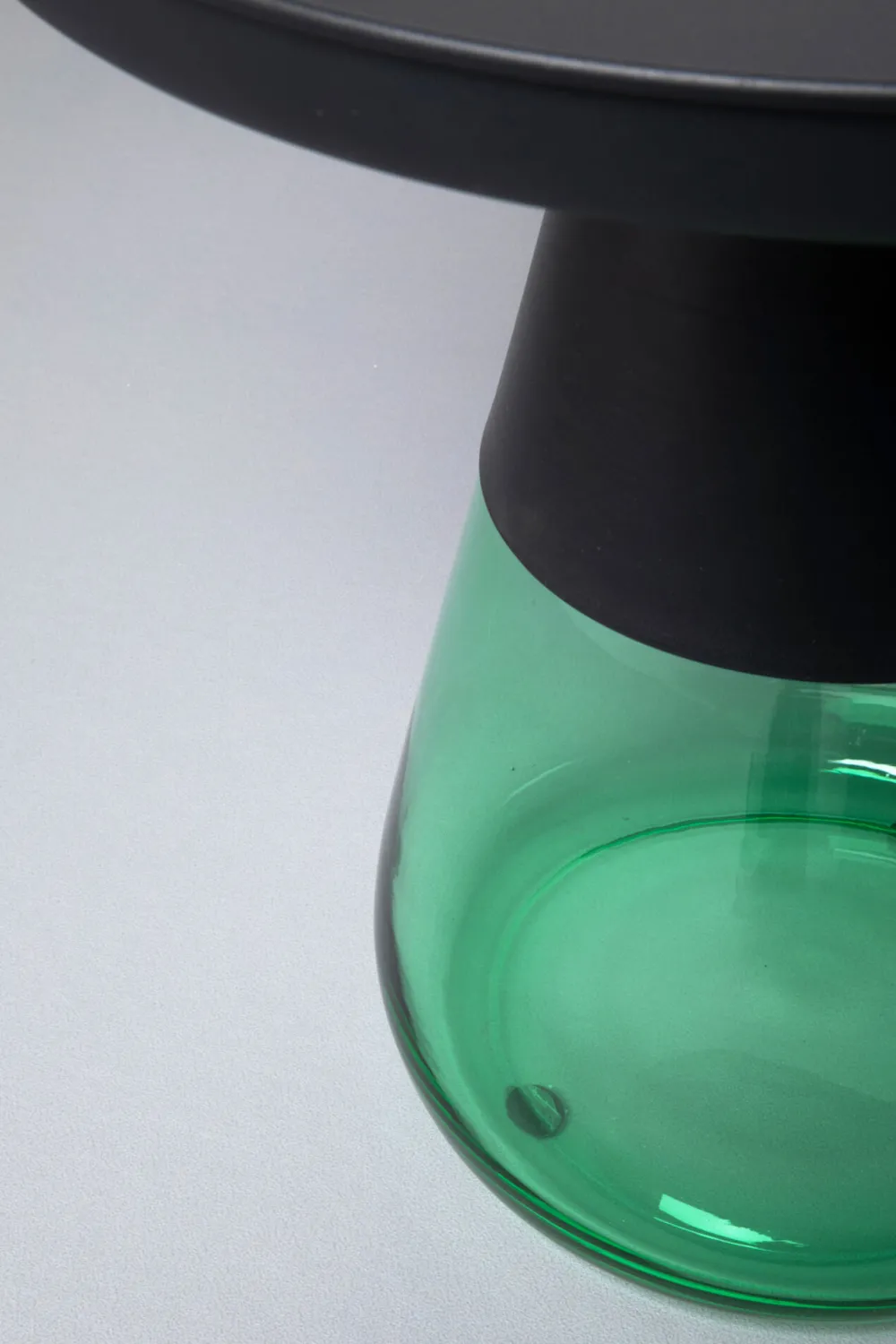 KARE Design Sohvapöydät|Olohuone*Bottiglia Sivupöytä, Vihreä/musta Ø50cm