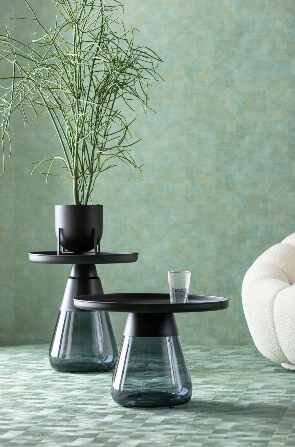 KARE Design Sohvapöydät|Olohuone*Bottiglia Smoke Sivupöytä, Musta Ø 60cm