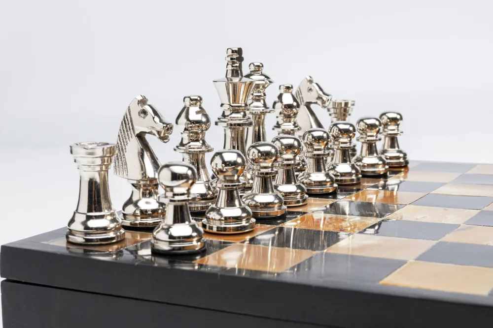 KARE Design Jalalliset Koriste-Esineet*Chess Antique Deco Shakki, Koriste-esine 36x33cm