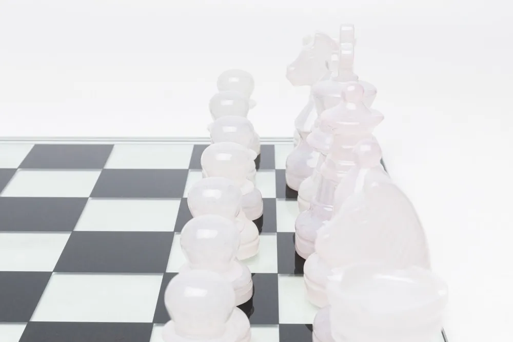 KARE Design Jalalliset Koriste-Esineet*Chess Transparent Koriste-esine, Läpinäkyvä 60x60cm