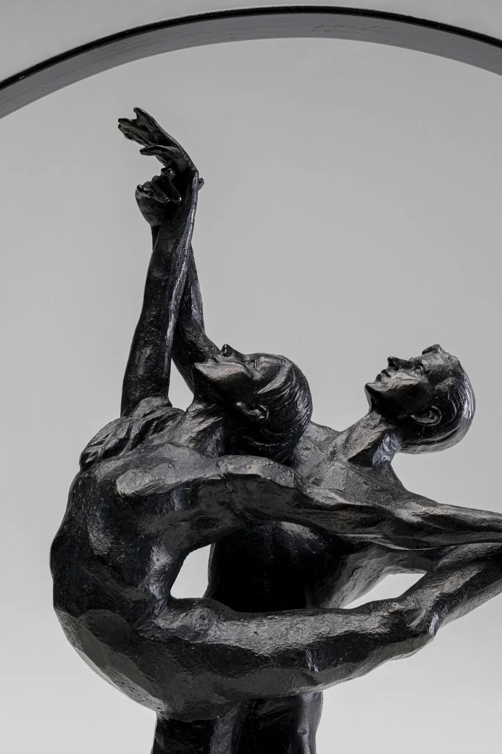 KARE Design Koriste-Esineet*Dancers Circle Tanssijat Koriste-esine 45 Cm