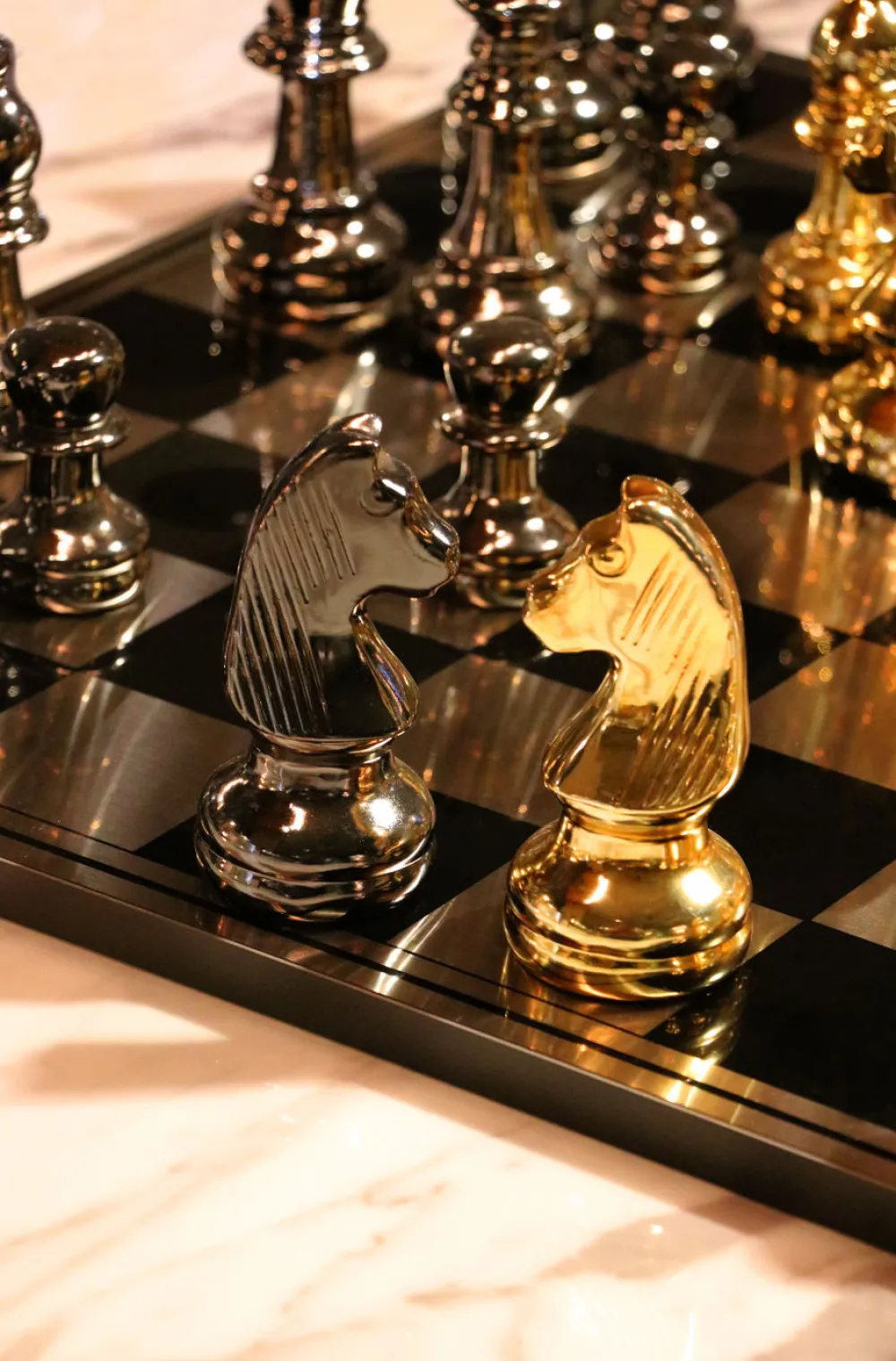 KARE Design Jalalliset Koriste-Esineet*Deco Chess Shakkipeli Koriste-esine 60x60cm