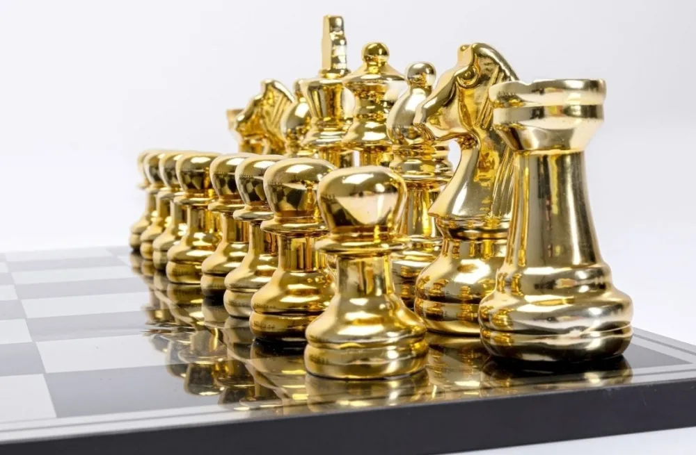 KARE Design Jalalliset Koriste-Esineet*Deco Chess Shakkipeli Koriste-esine 60x60cm