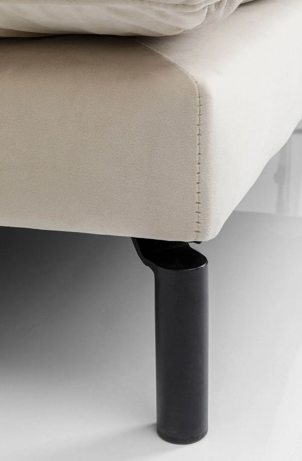 KARE Design Rahit Ja Jakkarat*Discovery Rahi, Kermanvärinen