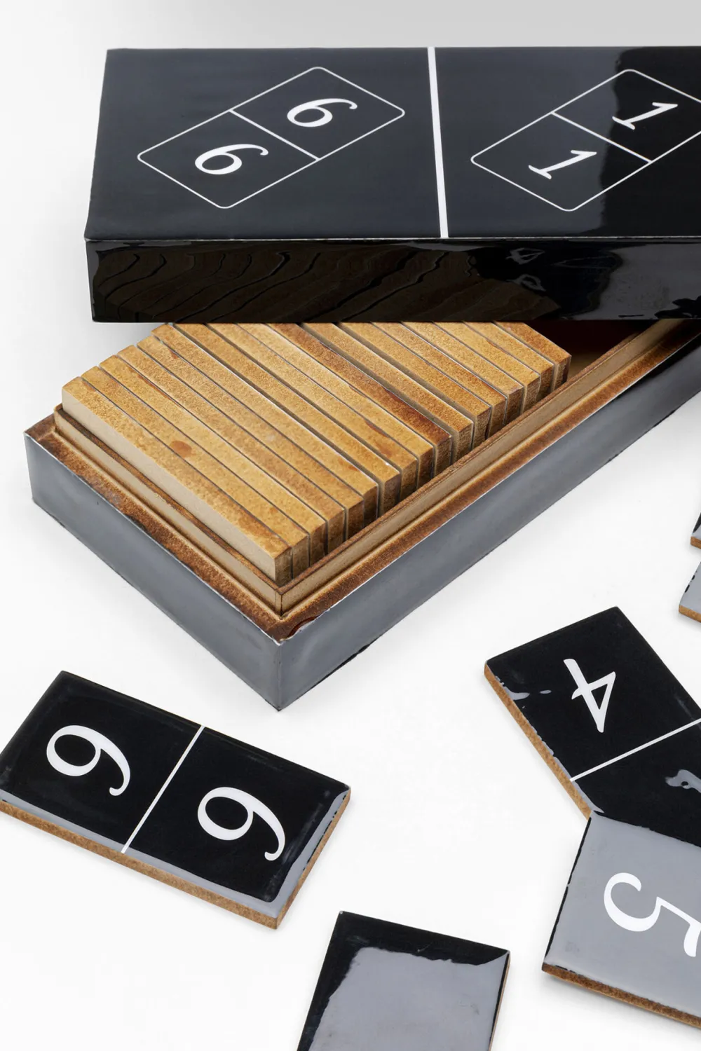 KARE Design Jalalliset Koriste-Esineet*Domino Deco Peli, Koriste-esine, Musta 24x7cm