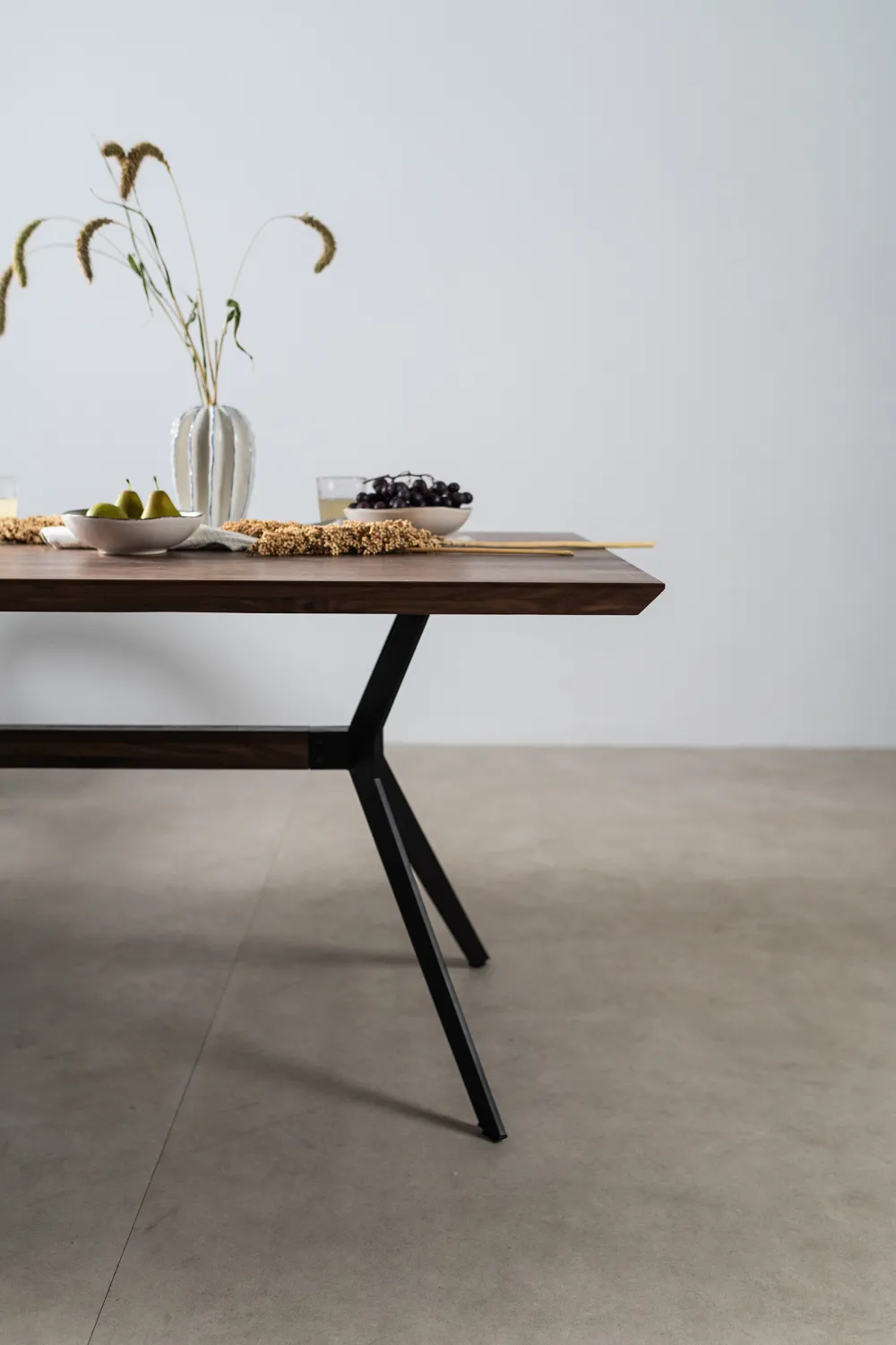 KARE Design Pöydät*Downtown Pöytä, Pähkinä 100x220cm