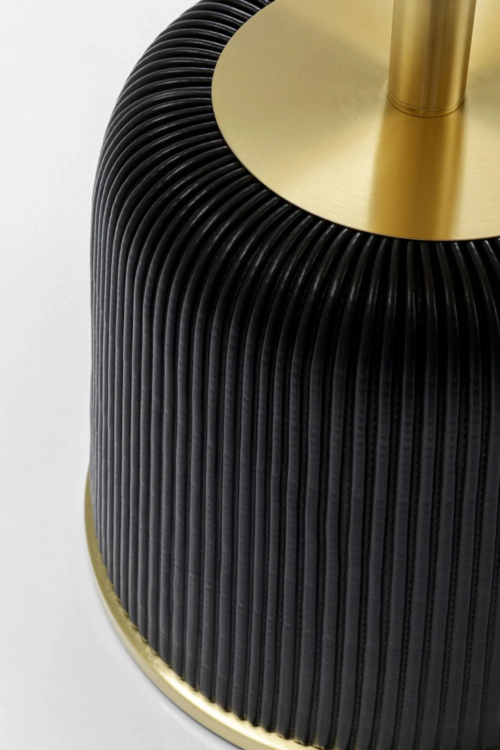 KARE Design Sohvapöydät*Endless Vegas Sivupöytä, Kulta, Musta Ø40cm