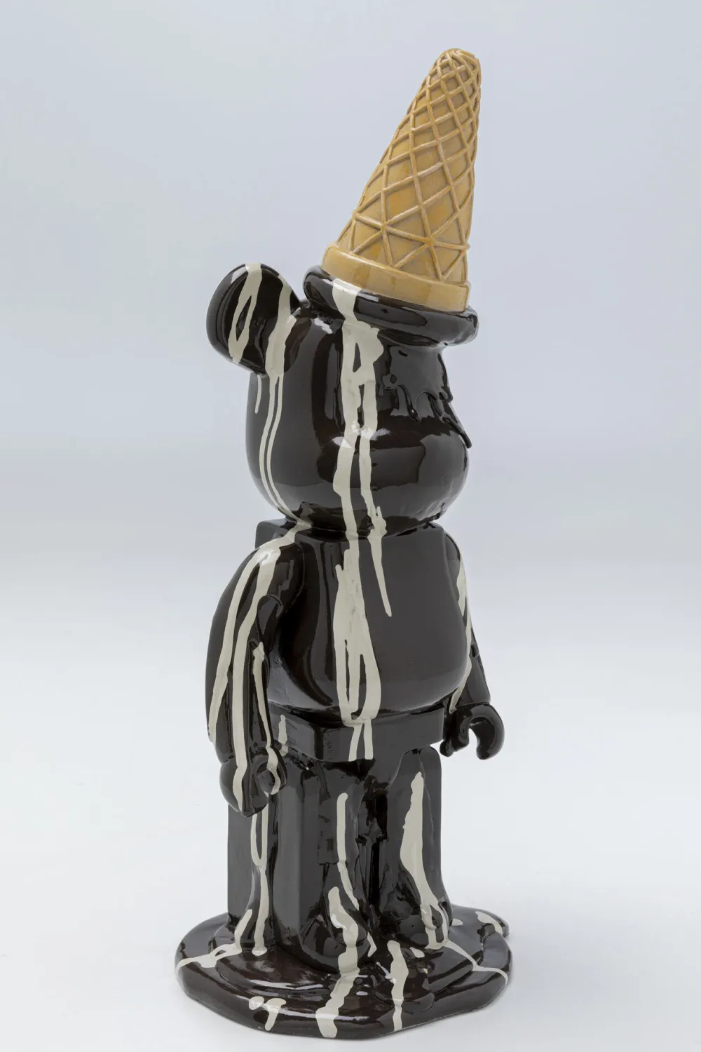 KARE Design Koriste-Esineet*Gelato Bear Jäätelö Karhu Koriste-esine, Musta 40cm