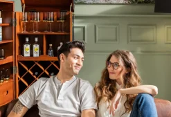 KARE Design Kaapit*Globetrotter Baarikaappi