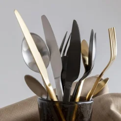 KARE Design Keittiö Ja Astiat*Gloria Aterimet Matta Kulta (16/osaa)