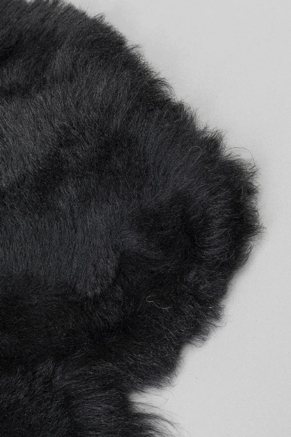 KARE Design Matot*Heidi Lampaantalja Musta 65x85cm