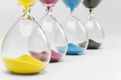 KARE Design Koriste-Esineet*Hourglass Timer Tiimalasi 20cm, Useita Värejä