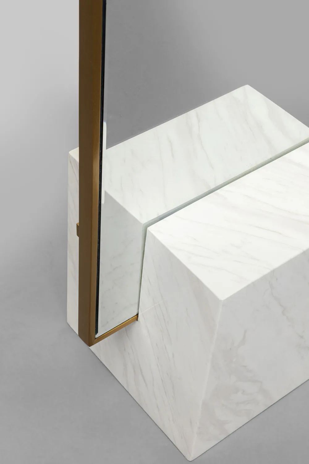 KARE Design Peilit*Hulda Seinäpeili Messinki 46x180cm