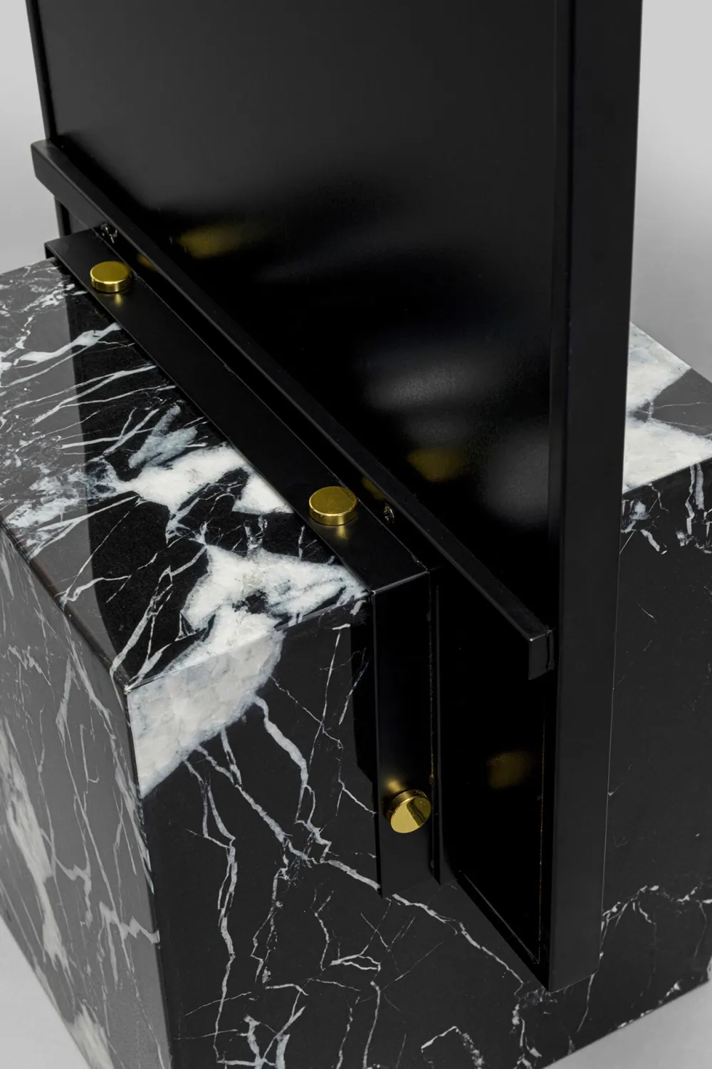 KARE Design Peilit*Hulda Seinäpeili Musta 46x180cm