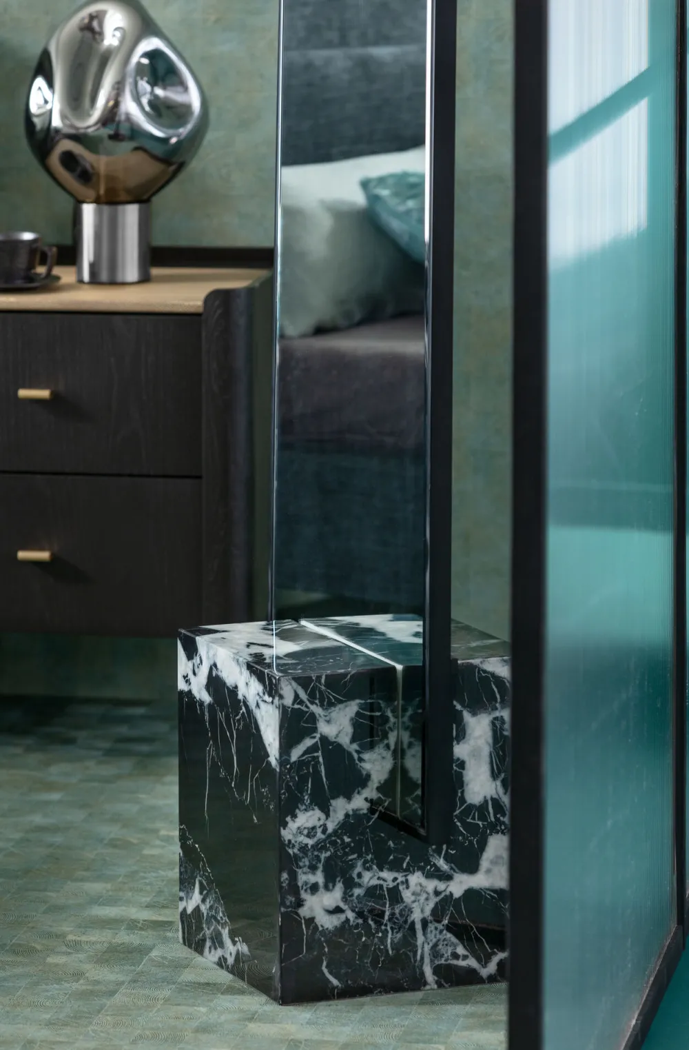 KARE Design Peilit*Hulda Seinäpeili Musta 46x180cm