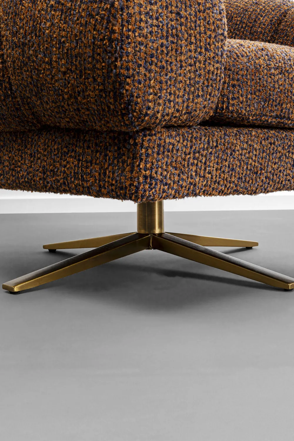 KARE Design Nojatuolit*Janno Kääntyvä Nojatuoli Ruskea