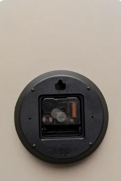 KARE Design Kellot*John Seinäkello Harmaa 40 Cm