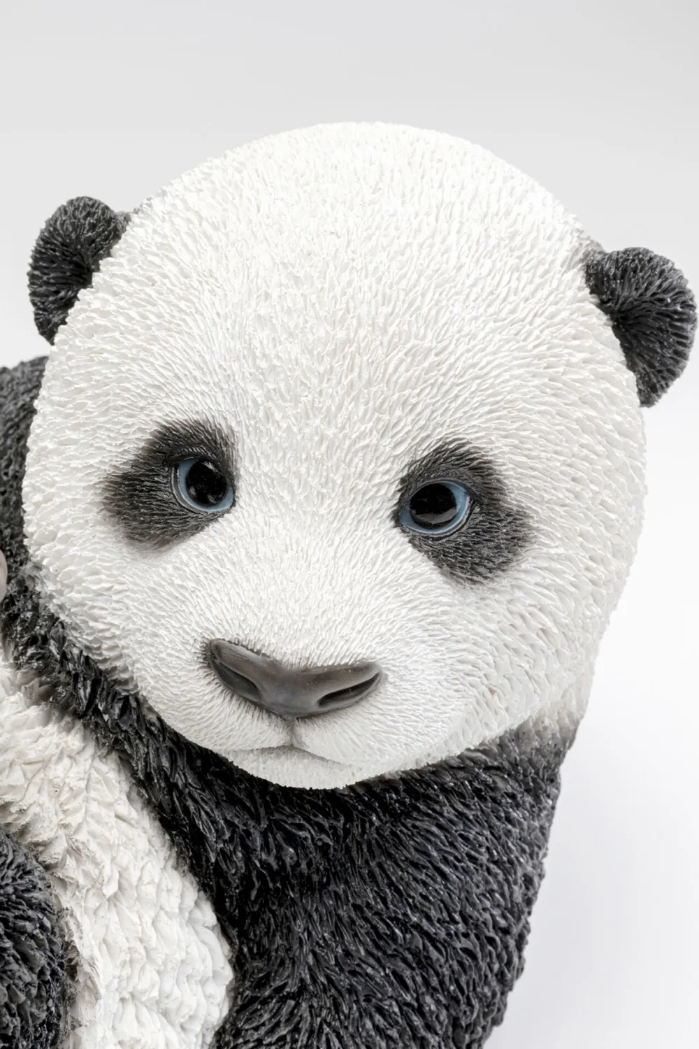 KARE Design Koriste-Esineet*Lying Panda Baby Panda Vauva Koriste-esine 25cm