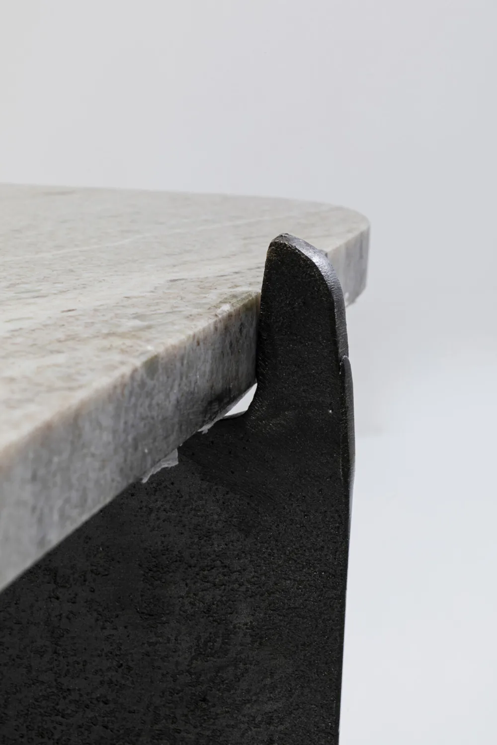 KARE Design Sohvapöydät*Montagna Sohvapöytä Marmoria Ja Metallia 142x70cm