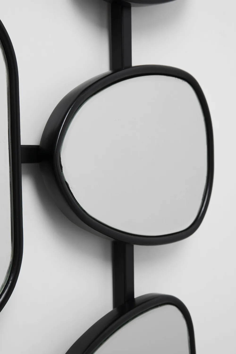 KARE Design Peilit*Nastro Black Seinäpeili, Musta 80x114cm