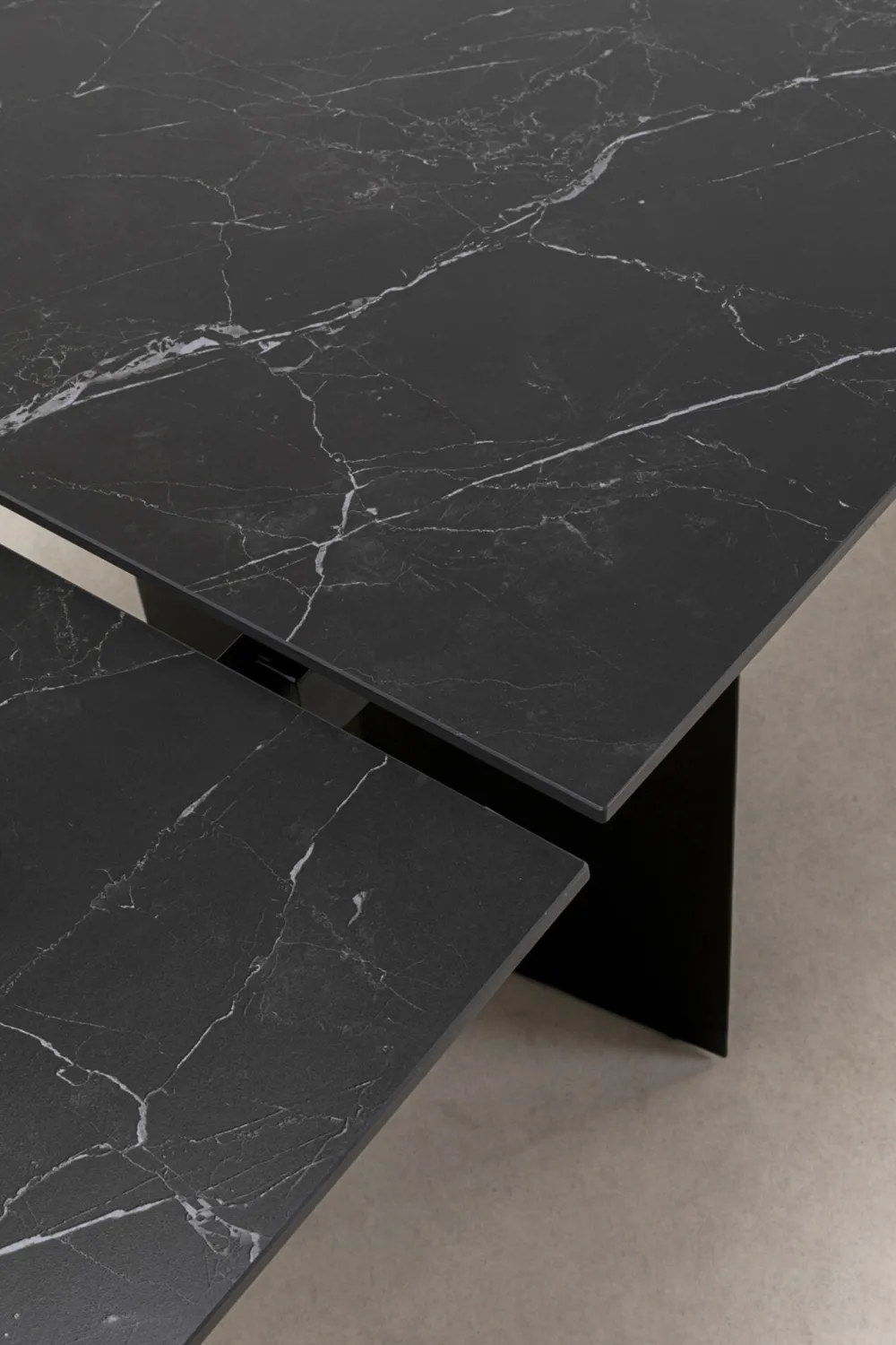 KARE Design Pöydät*Novel Jatkettava Ruokapöytä - Keraaminen Pöytälevy, Musta 180(40+40)x90cm