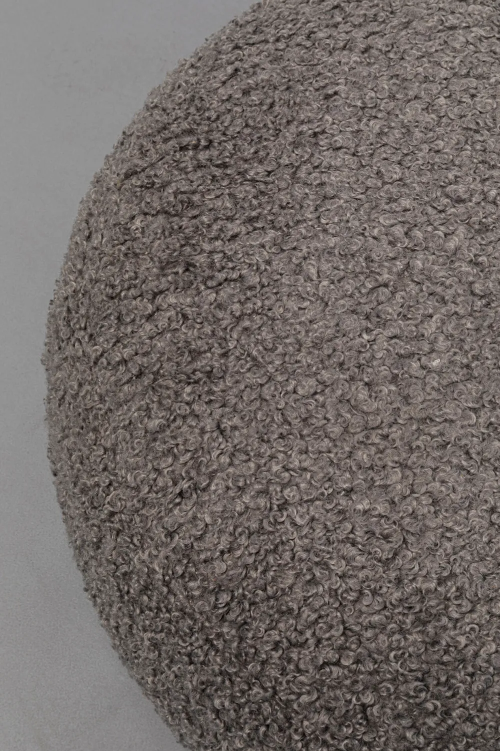 KARE Design Penkit*Pebble Boucle Rahi, Palli Harmaa 81 Cm