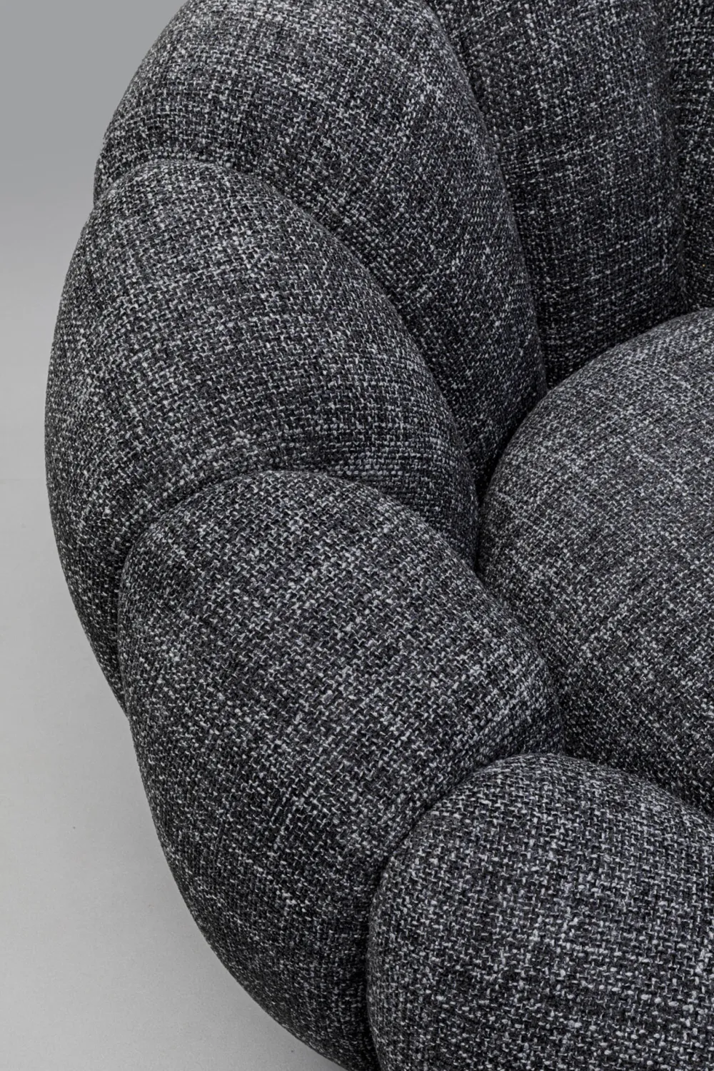 KARE Design Olohuone|Nojatuolit*Peppo Bloom Melange Kääntyvä Nojatuoli Musta