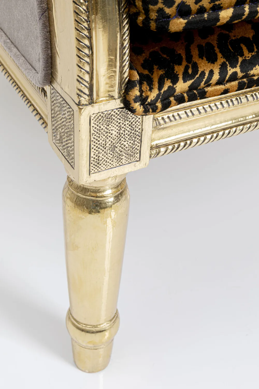 KARE Design Olohuone|Nojatuolit*Regency Leo Nojatuoli - Leopardikuvio, Kulta