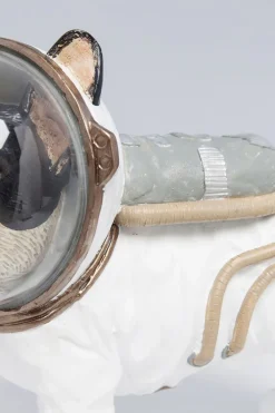 KARE Design Koriste-Esineet*Space Dog Avaruuskoira Koriste-esine 21cm