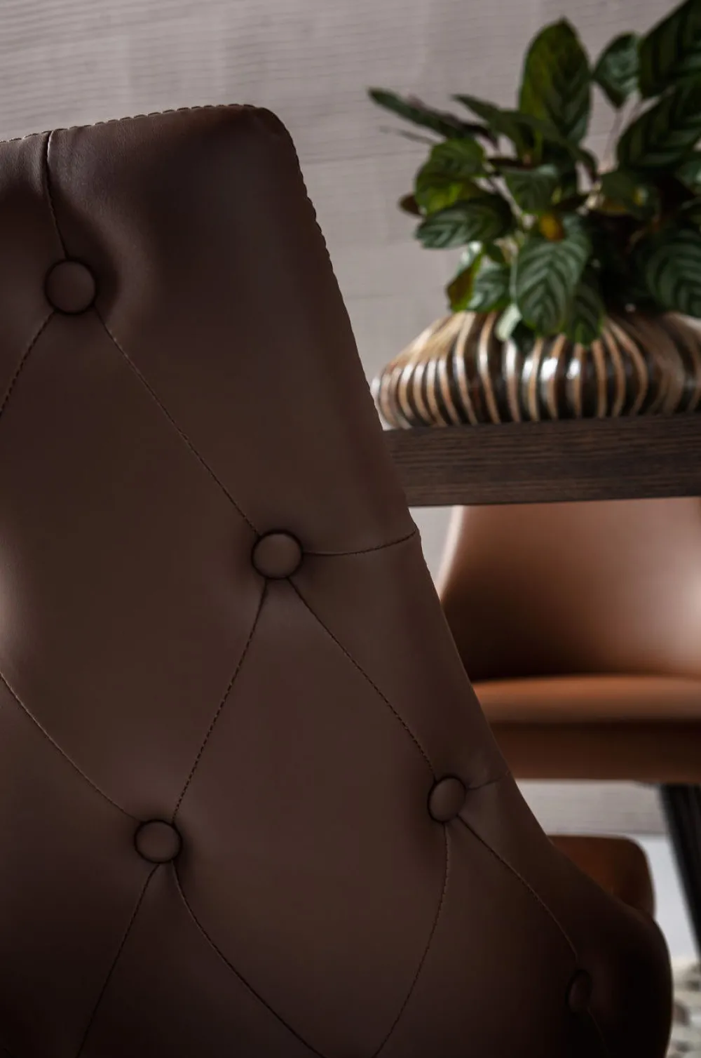 KARE Design Tuolit*Urban Desire Tuoli, Ruskea