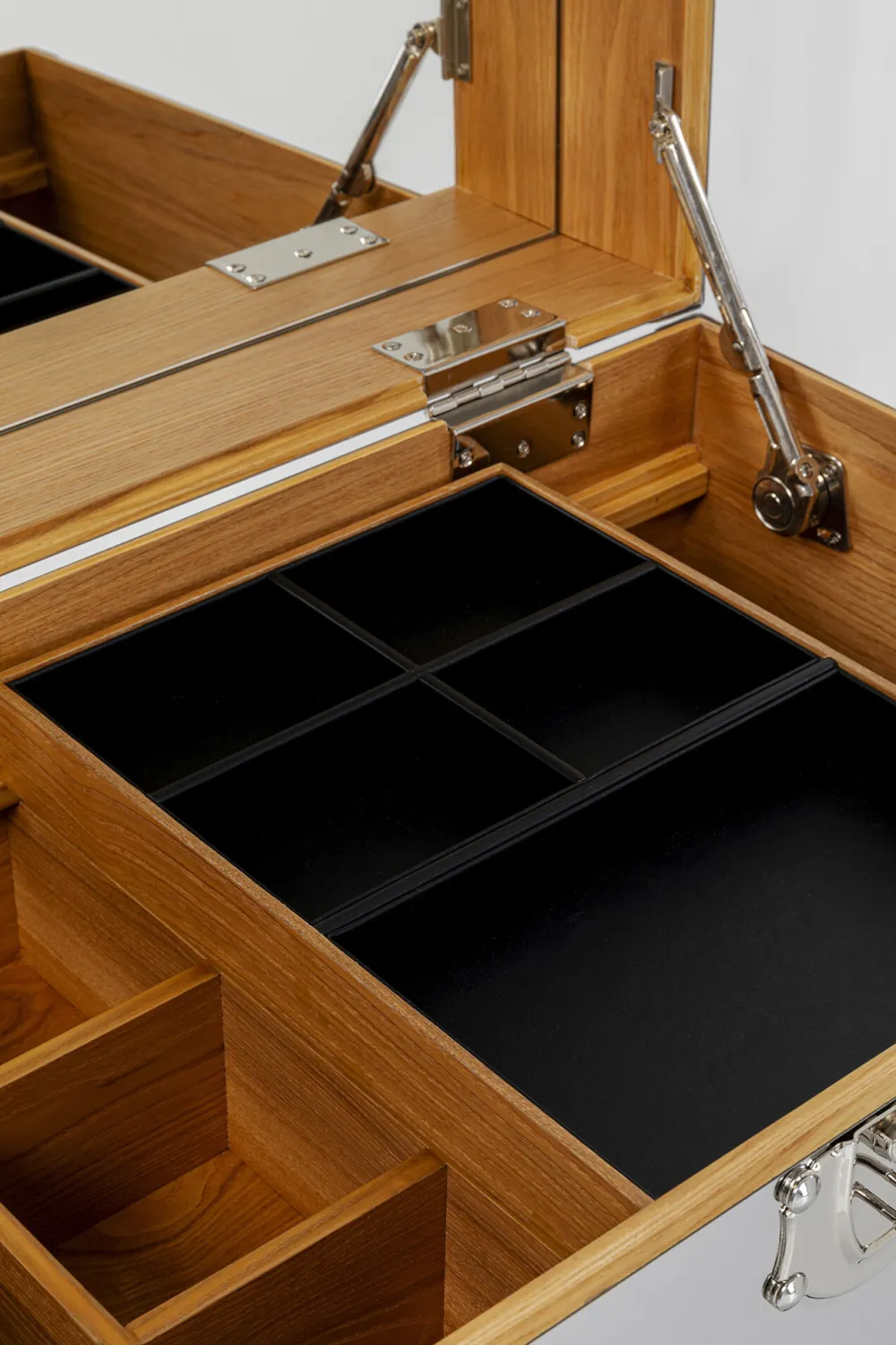 KARE Design Konsolipöydät Ja Sivupöydät*Vegas Make Up Lipasto, Laatikosto 65cm