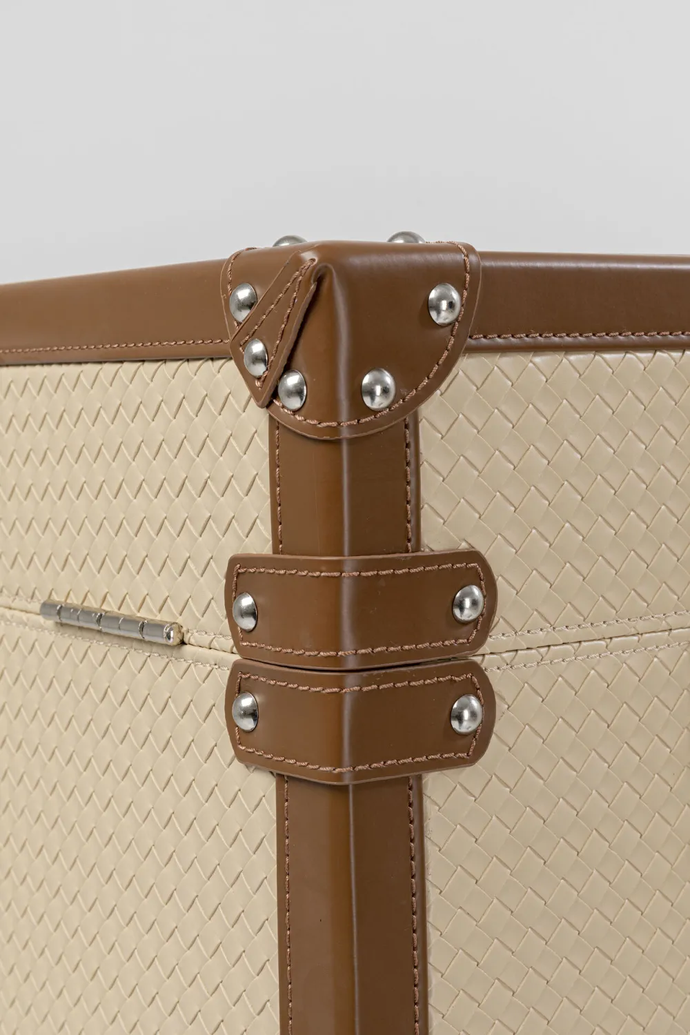 KARE Design Kaapit*Venezia Iso Matkalaukku Vaatekaappi, Kermanvärinen