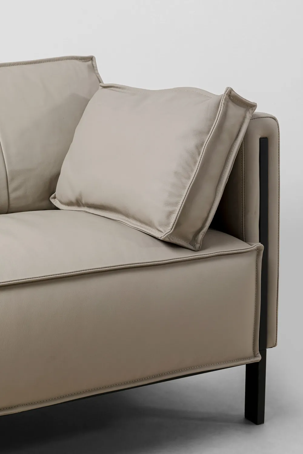 KARE Design Sohvat*Victor 3-istuttava Sohva - Nahkaa, Harmaa 233cm