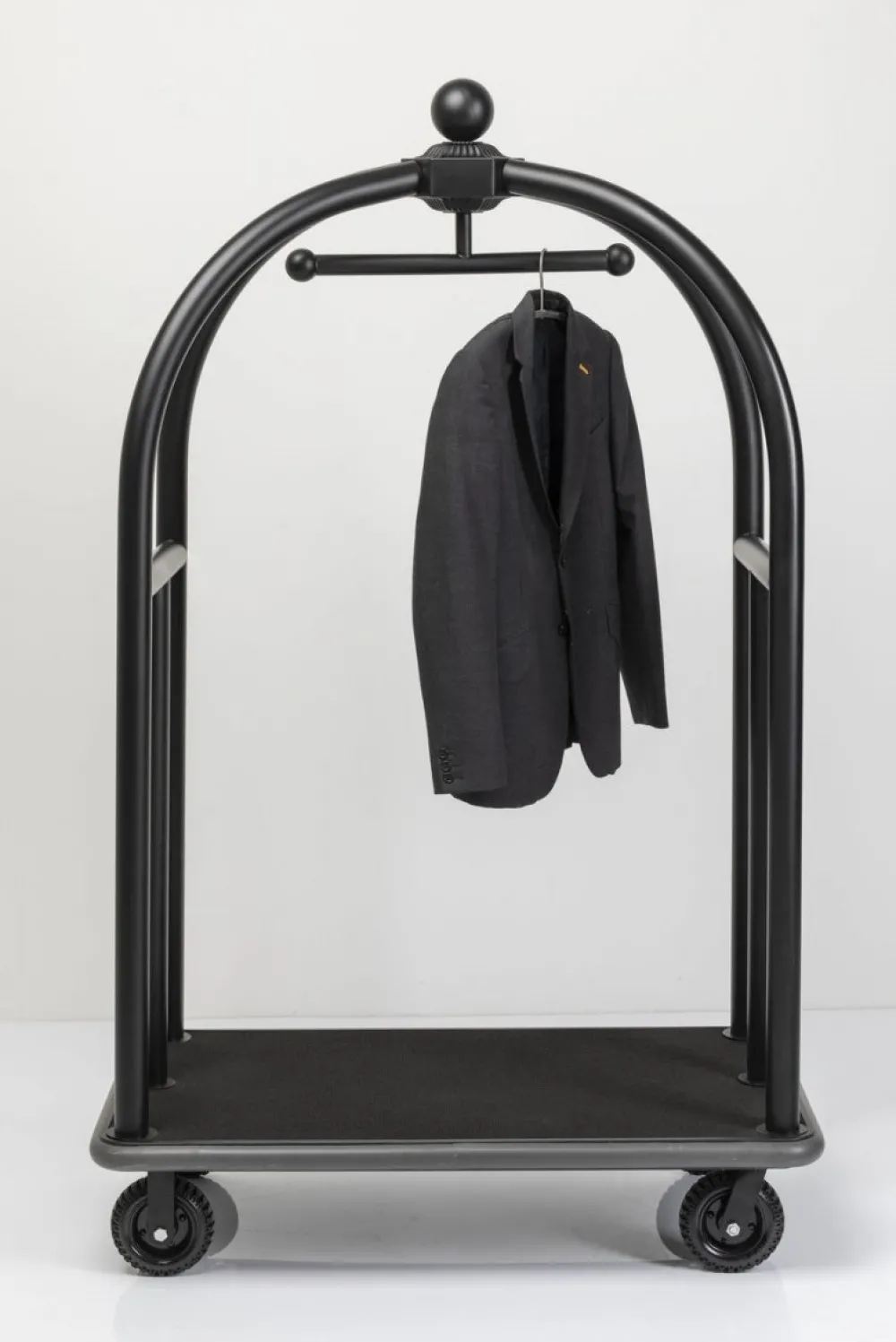 KARE Design Jalalliset Vaatenaulakot*VIP Baggage Trolley Vegas Matkalaukkuvaunu, Matta Musta