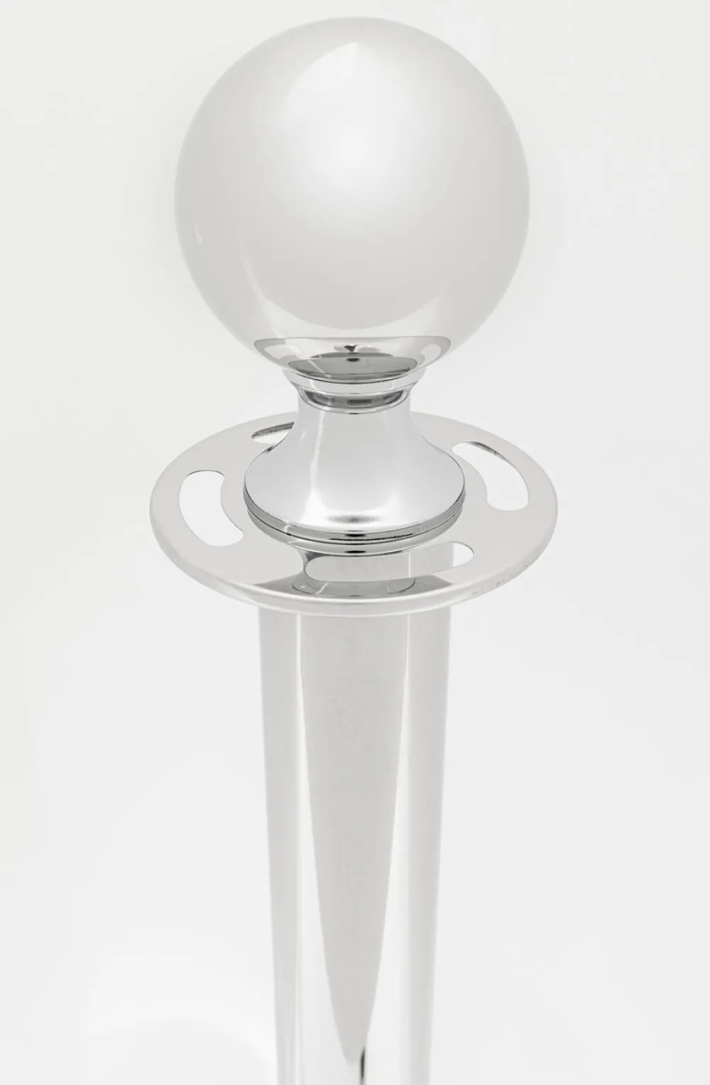 KARE Design Jalalliset Koriste-Esineet*VIP Stand Vegas Köysitolppa, Hopea 1kpl